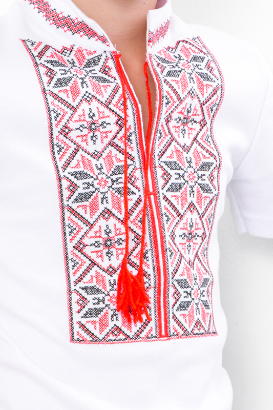 Вишиванка для хлопчика з коротким рукавом